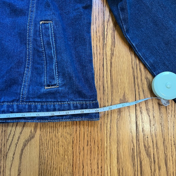 BRIT.NY DENIM JACKET with silk accent - Picture 13 of 14